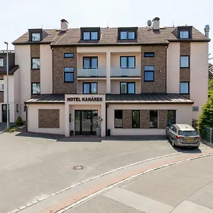Kanárek Hotel Prag